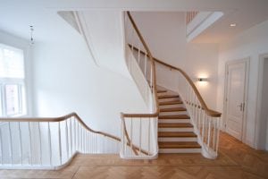Trappenhuis in een grachtenpand